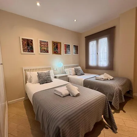 Vivienda Triana Centro * Seville